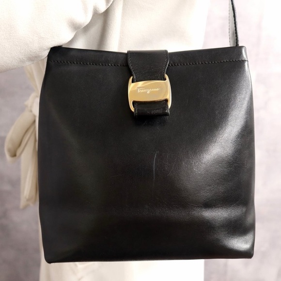 Salvatore Ferragamo Handbags - 🇯🇵Vintage Salvatore Ferragamo Black Leather Shoulder Bag with Gold Accent